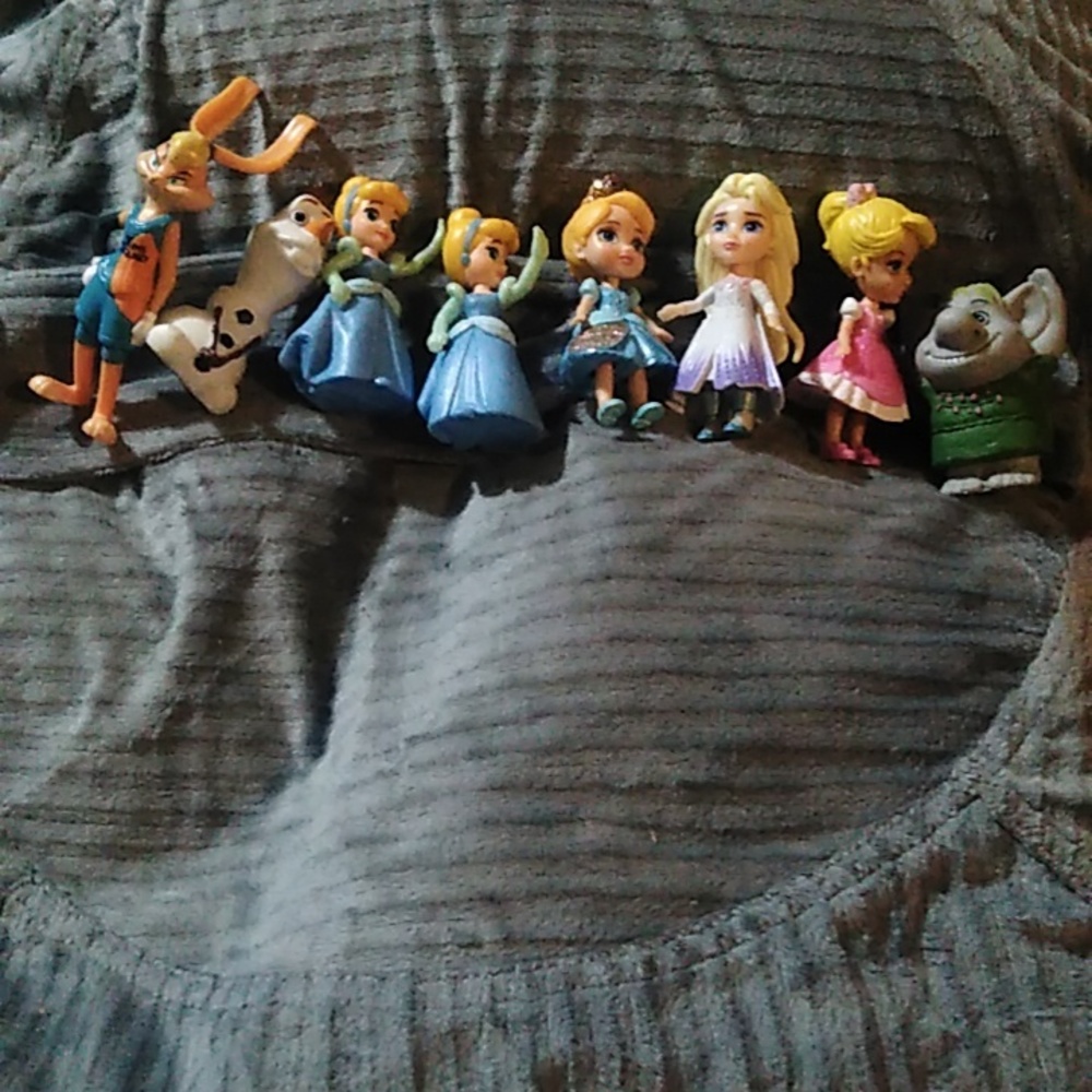 8 Piece Toy Set